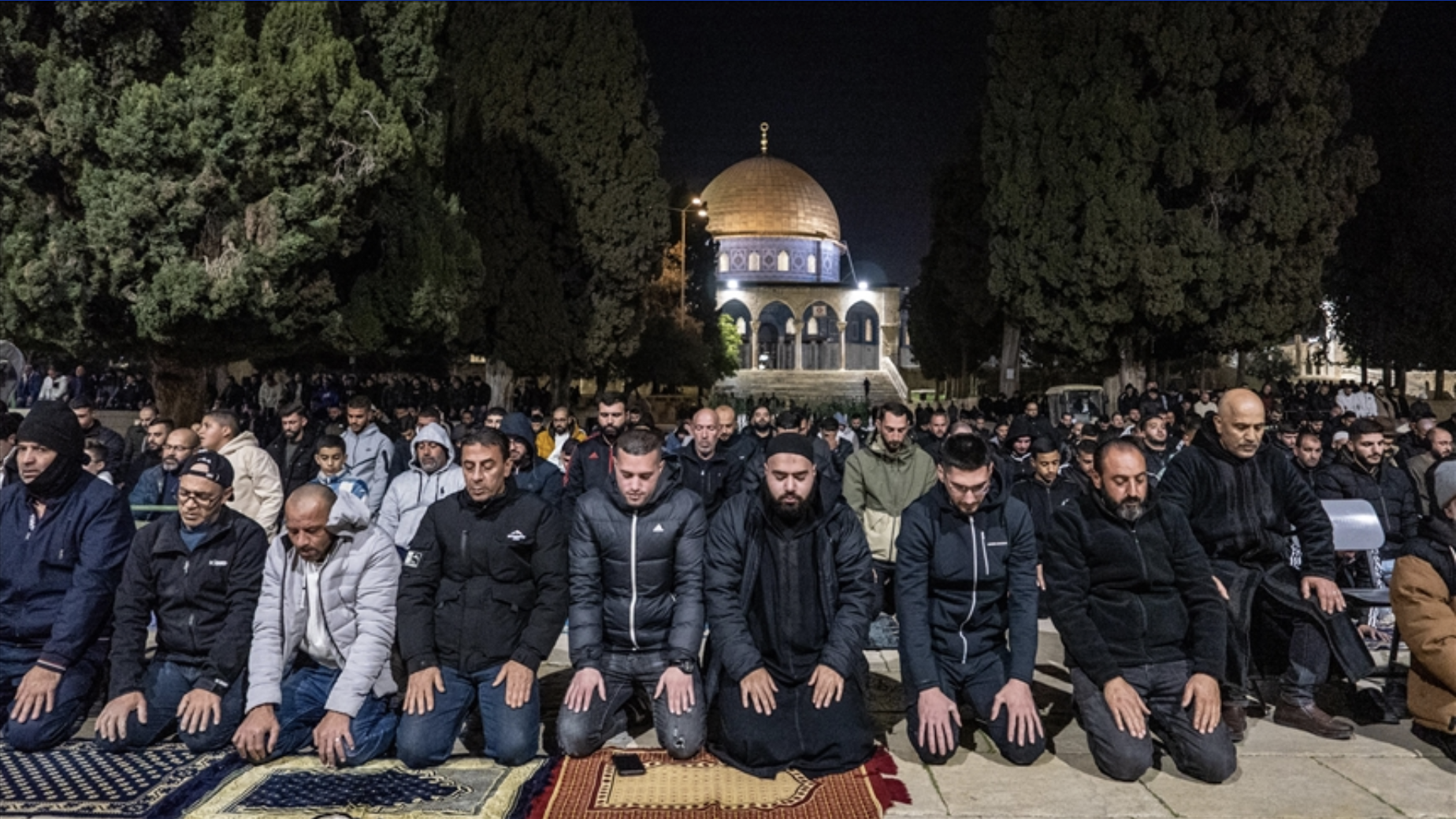 Rakyat Palestin Tunai Solat Tarawih Pertama Walau Dihimpit Sekatan Rejim Israel
